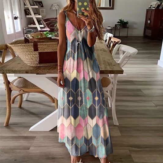 Ermeløs geometrisk trykt kjole - sommer chic